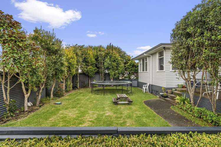 17 Hilltop Road Parkvale_15
