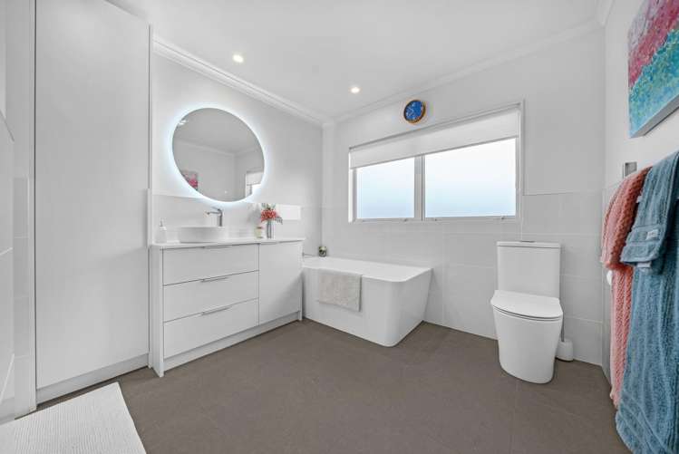 1 Noble Court Flat Bush_25