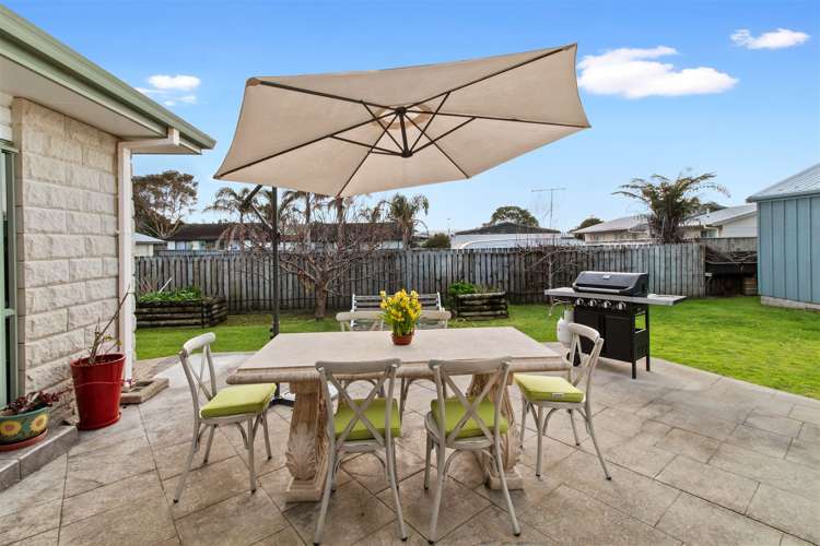 117 Charleston Avenue Whangamata_28