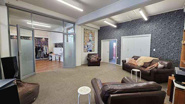 114 King Street North Hastings_4