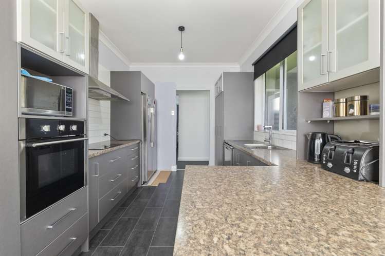 77 Celia Street Stratford_6