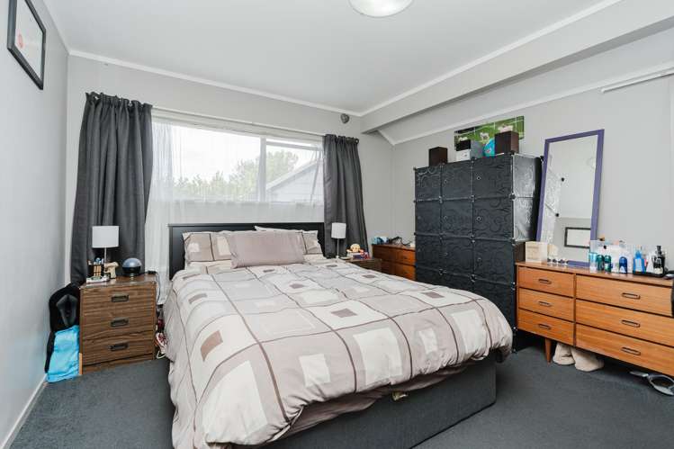 17 Kentucky Crescent Nawton_6