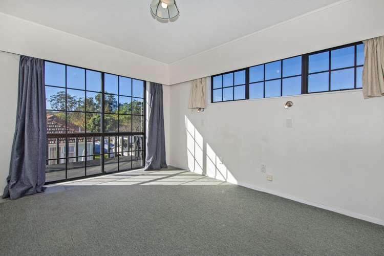 51 First Avenue Avenues_12