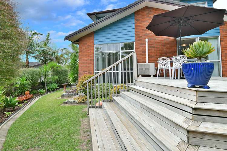 5 Totara Views Drive Red Beach_23