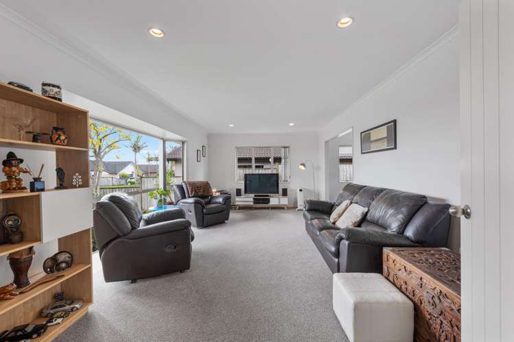 16 Fernloche Place Flat Bush_6