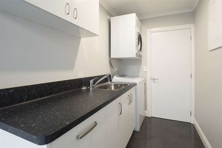 8c Goldrich Grove Netherby_12