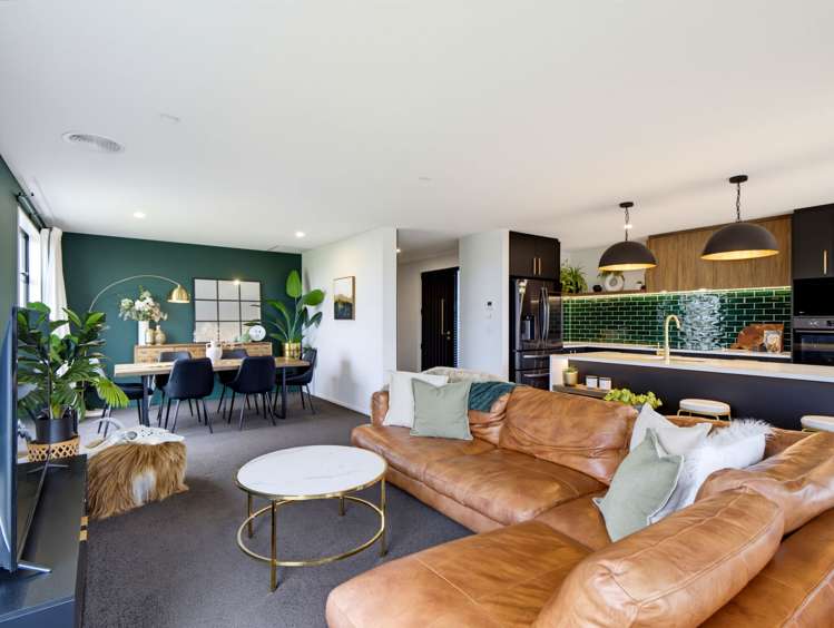 24 Gisele Crescent_2