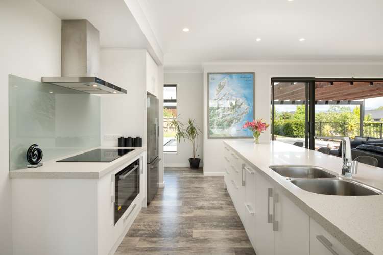 25 Birchwood Avenue Burleigh_7