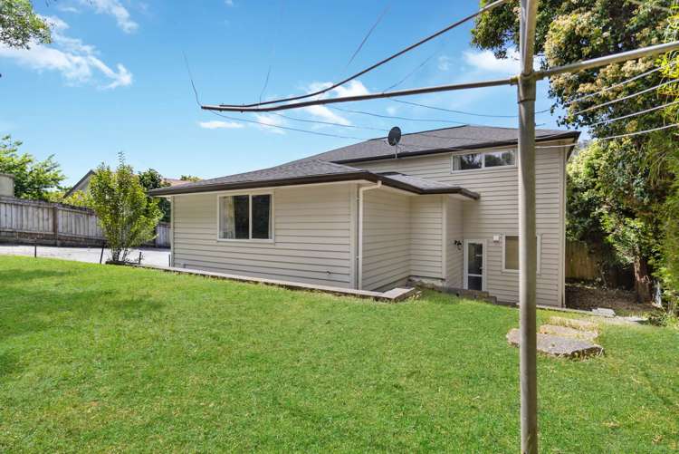 18a Tahu Crescent Sunnynook_13