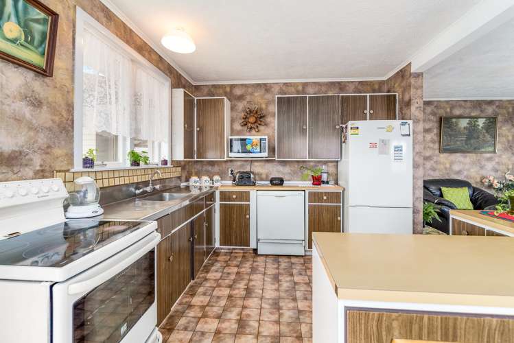 8 Puweto Street Selwyn Heights_8