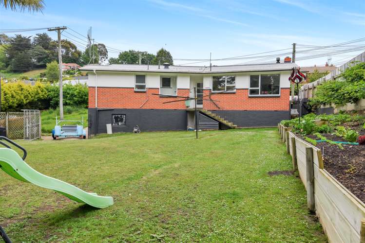 12 Waldron Crescent Green Island_13
