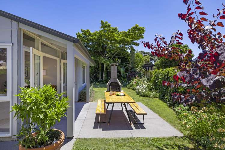 64 Wallis Street Raglan_14