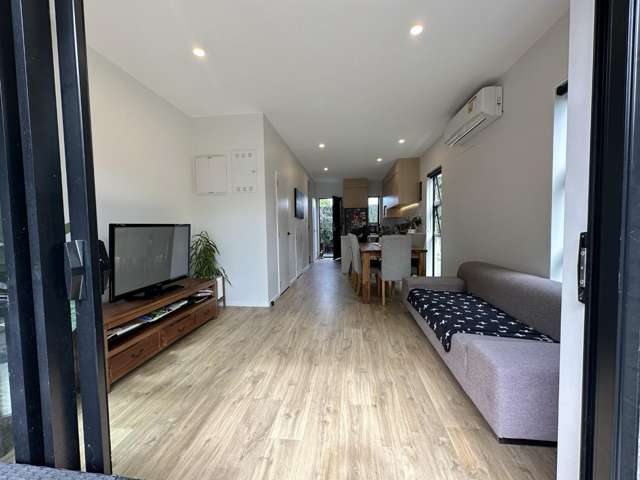 7/89 Beach Road Te Atatu Peninsula_2