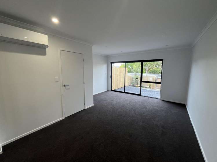 1/8 Ngaere Avenue 1053_3
