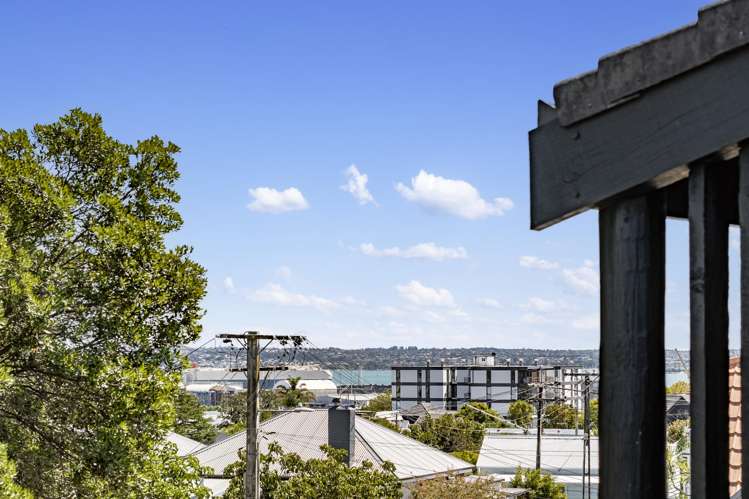 2/12 Staffa Street Parnell_17