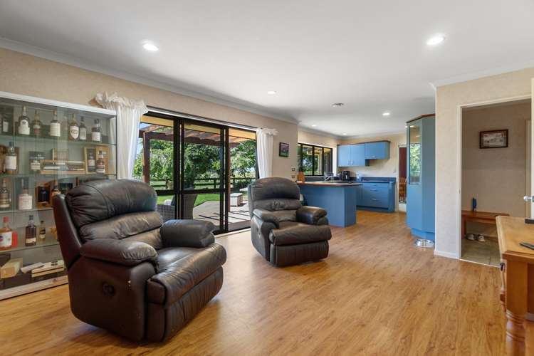 3714 Cambridge Road Leamington_21