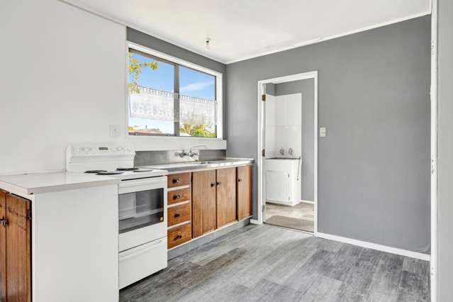 39 Odlin Crescent Nawton_4