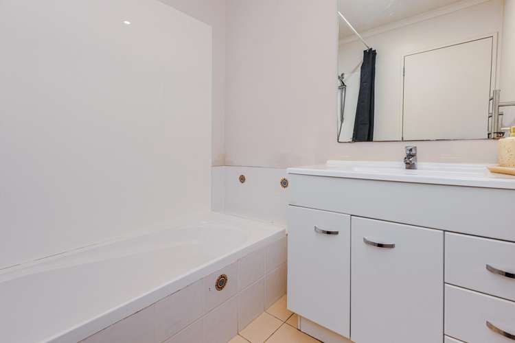 48 Chapel Road Flat Bush_12