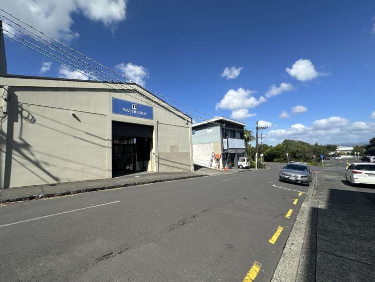 2 Minnie Street Eden Terrace_12