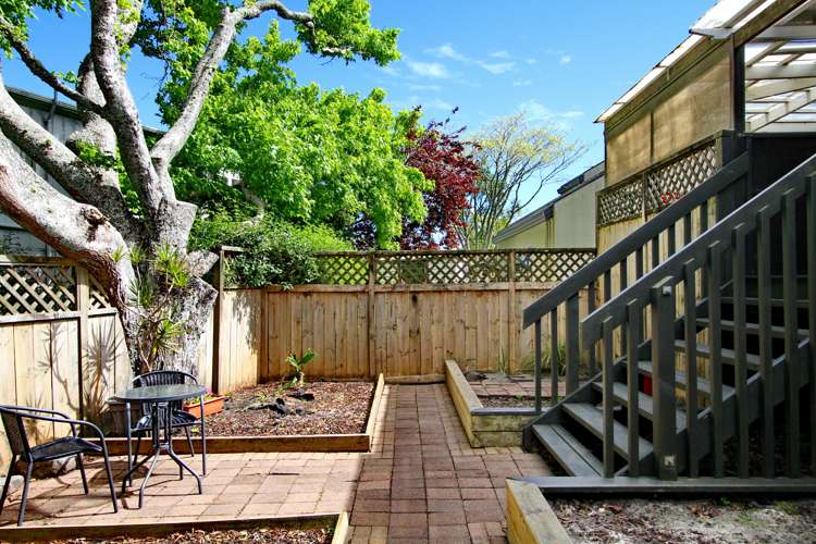 151 Golf Road Titirangi_18