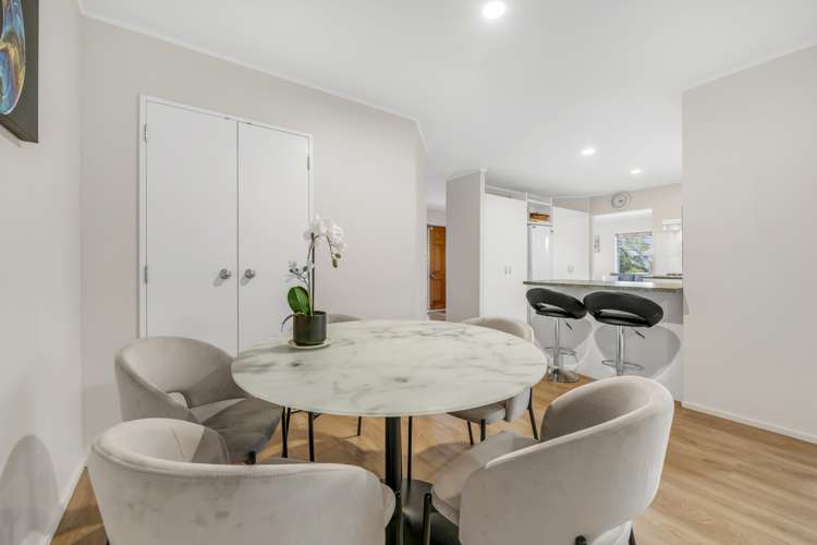 36 Cottesmore Place Huntington Park_16