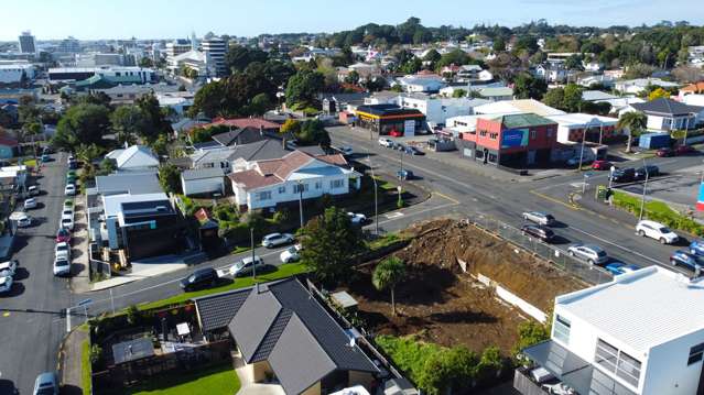 240 Devon Street West New Plymouth Central_4