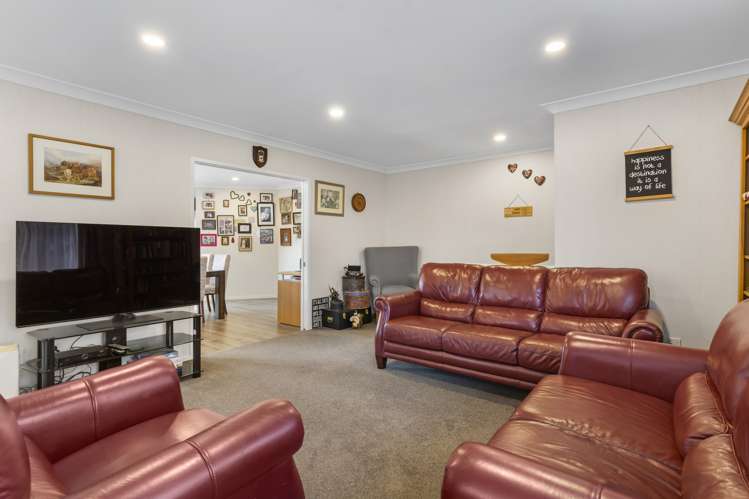 127 Longford Park Drive Takanini_16