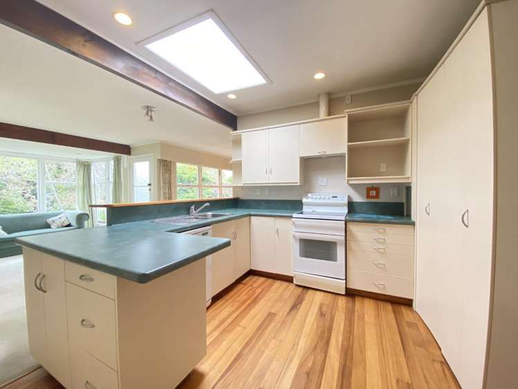 27 Forest Lake Road 1066_5