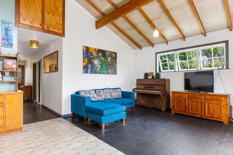 118 Victory Road Laingholm_5