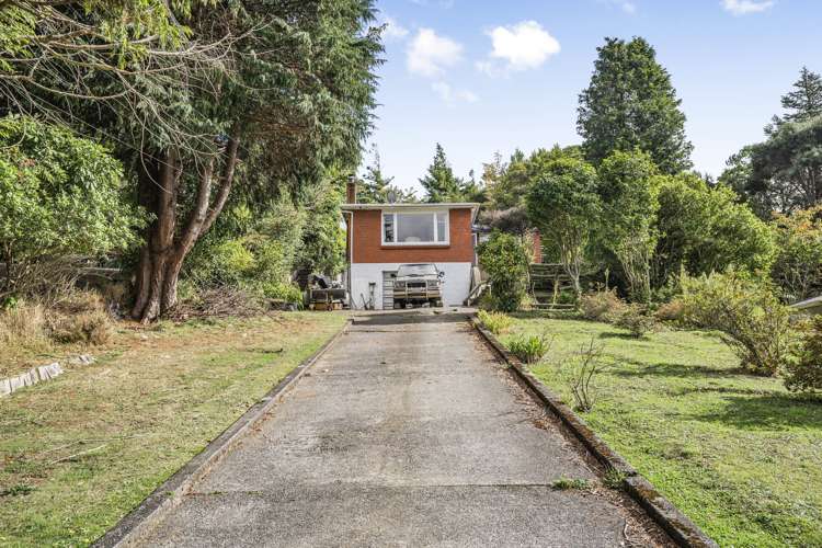 10 Sheehy Grove Wainuiomata_24