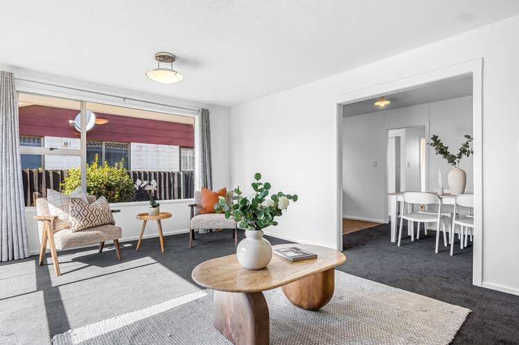 2/3 Quinton Place Bishopdale_5