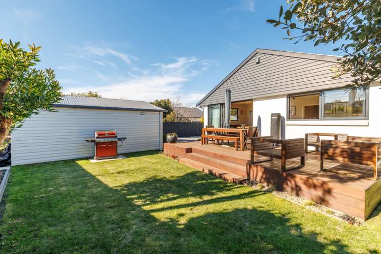 11 Ashbourne Street Burnside_18
