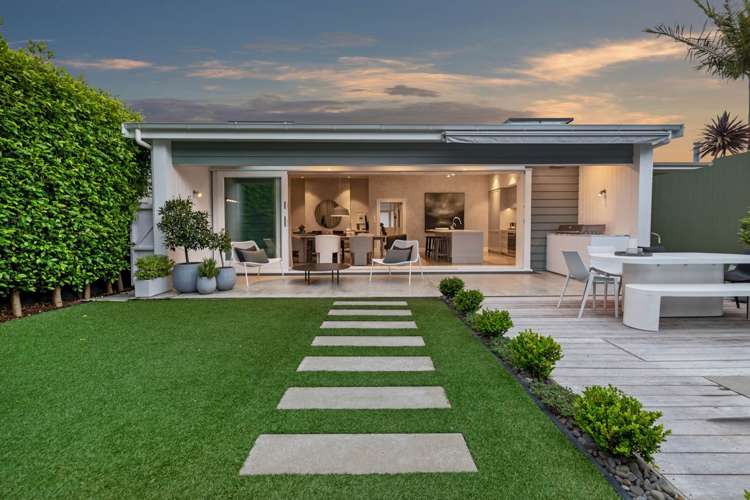 9 Shoal Bay Road Devonport_49