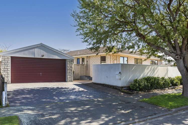 4 Sonning Place Redwood_17