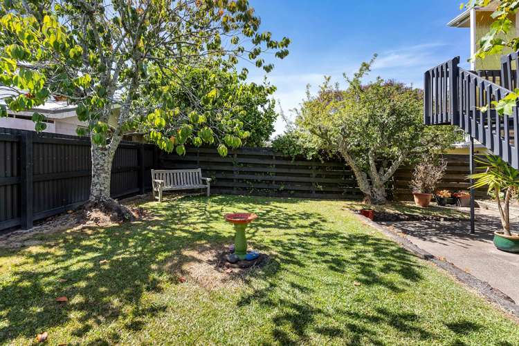 22 Taitua Drive Te Atatu South_24