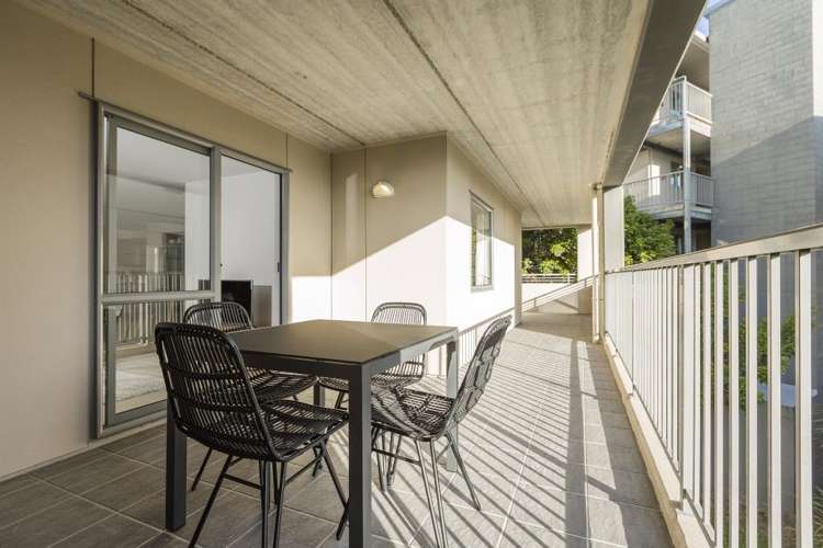 2j/12 Morning Star Place Mount Albert_9