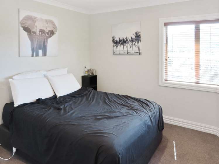 8 Mccarthy Grove Clouston Park_9