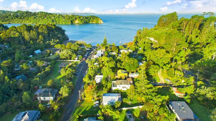 11 Western Road Laingholm_17