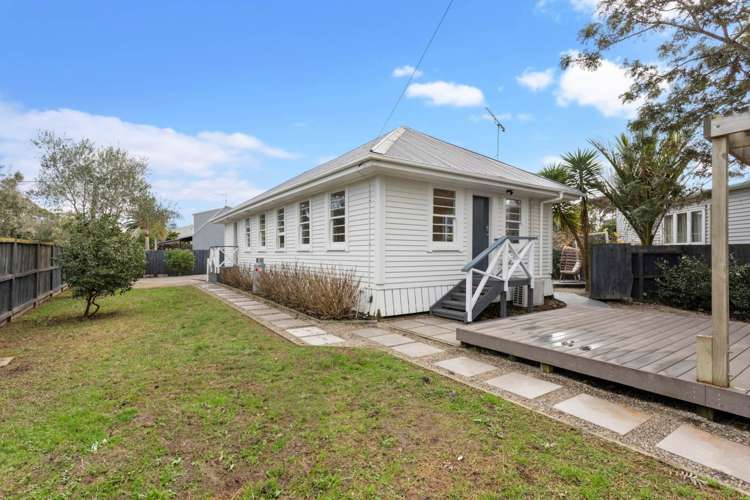 57a Springs Road Parakai_14