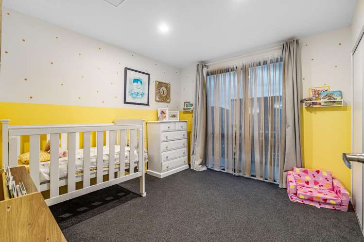 17 Pukanui Avenue Totara Park_11