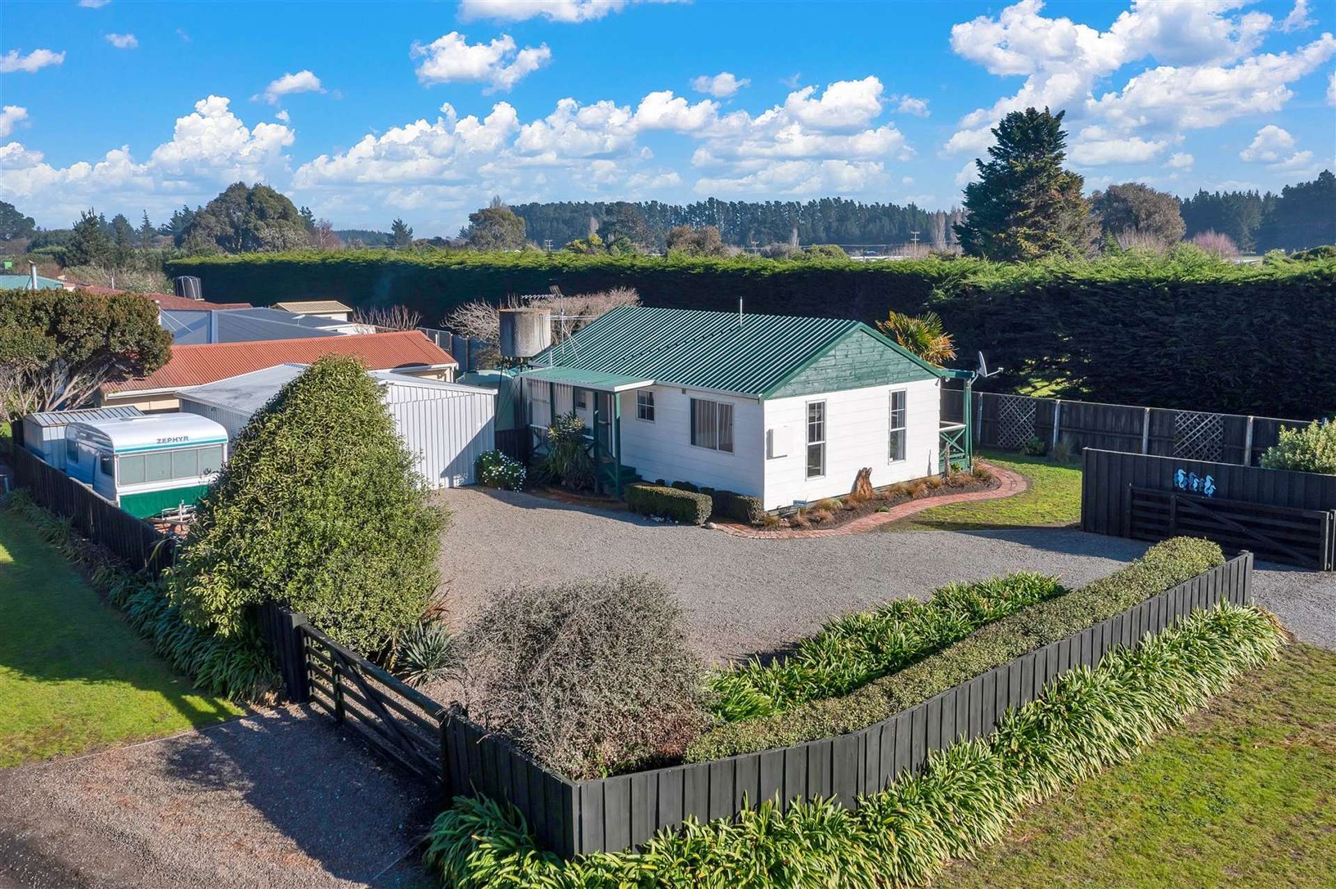 28 Chamberlain Avenue, Amberley Beach | Amberley | Hurunui | Houses for ...