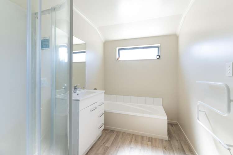 20 Cooladawson Drive Flat Bush_15