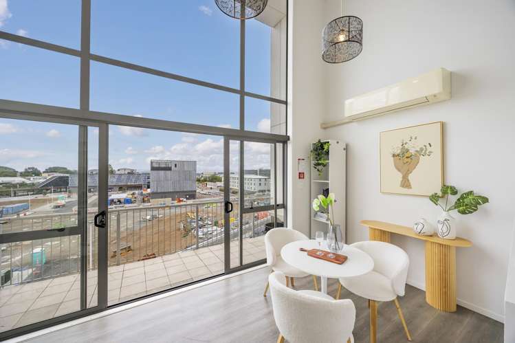 408/10 Flower Street Eden Terrace_11