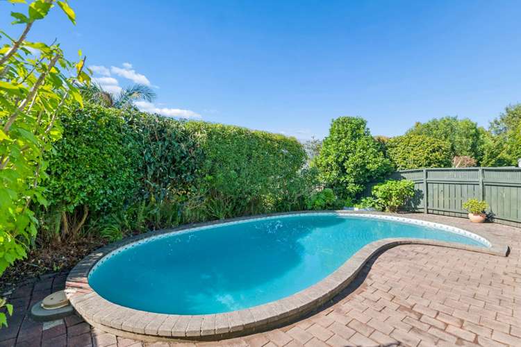 21 Stapleford Crescent Browns Bay_18