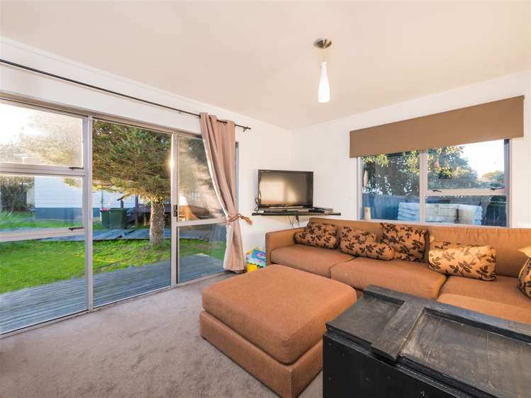 2/51 Palmers Road Clendon Park_8