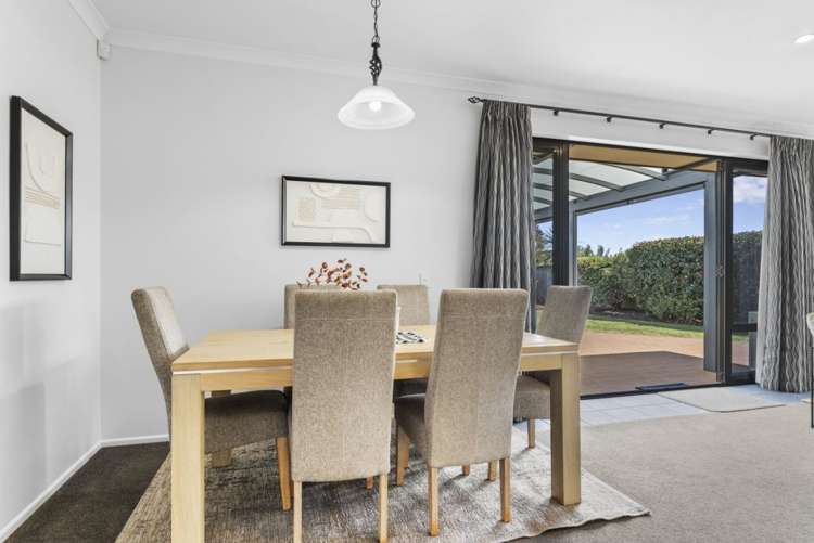 116 Aldinga Avenue Stoke_14