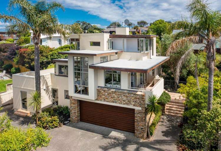 71a Cliff Road Torbay_12