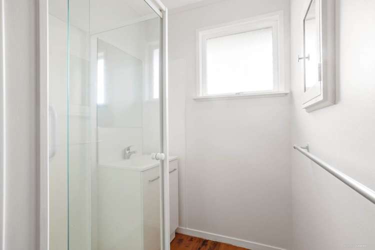 1/1058 Great North Road Point Chevalier_9