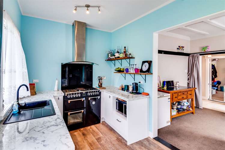 703 Grays Road Mahora_5