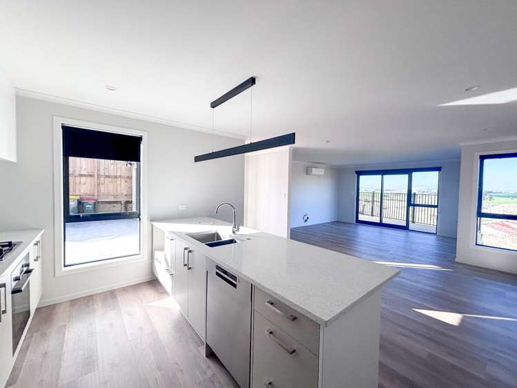 54 Scenic Rise Rototuna North_9